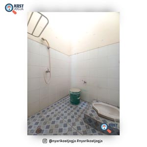 info kost putri jogja upn ugm amikom kamar 09 7