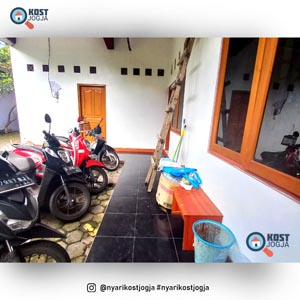 info kost putri ugm uny usd mrican kamar 170 2